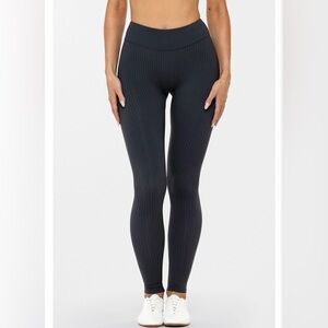 Nama Ribbed High-Waist Black Leggings for Women